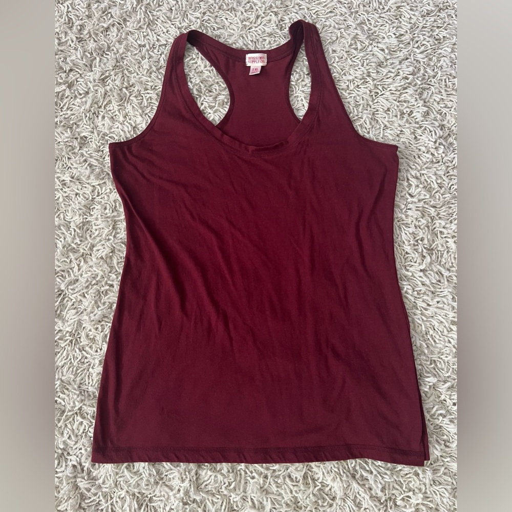 Mossimo Supply Co Burgundy Red Fitted Sleeveless Tank Top Woman’s size XL